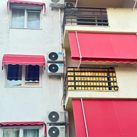 Qerret Beach Apartments Golem  Exterior photo